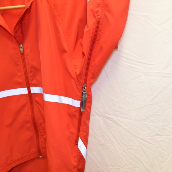 MEC Red Running Jacket - - Picture 5 of 9